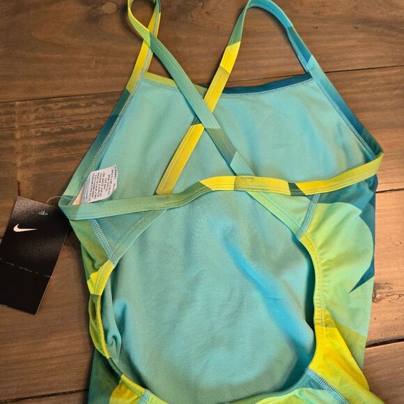 Nike Spectrum Crossback One Piece competitive swim suit NWT size 30 (s/m) - Picture 7 of 11